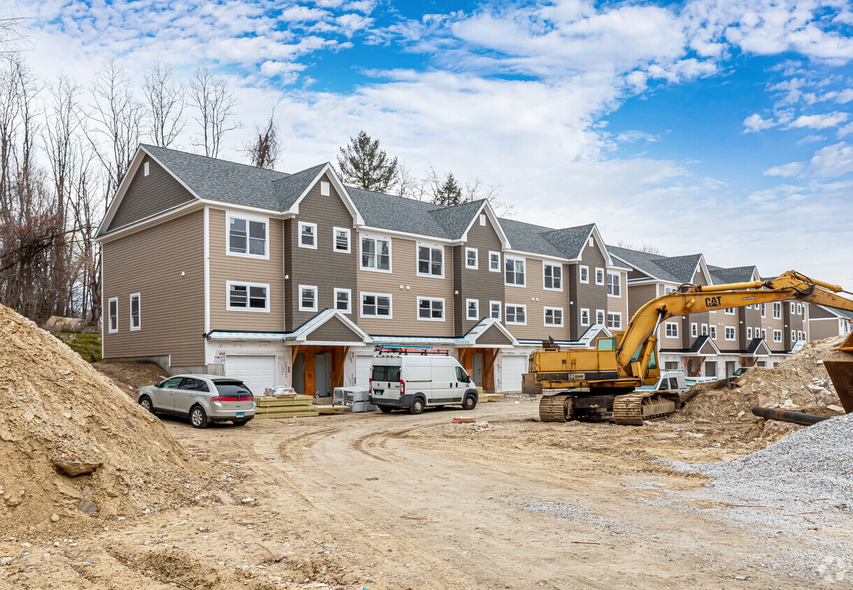 Primary Photo - Lanesville Village