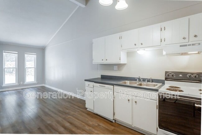 Foto del edificio - 5221 Old Trail