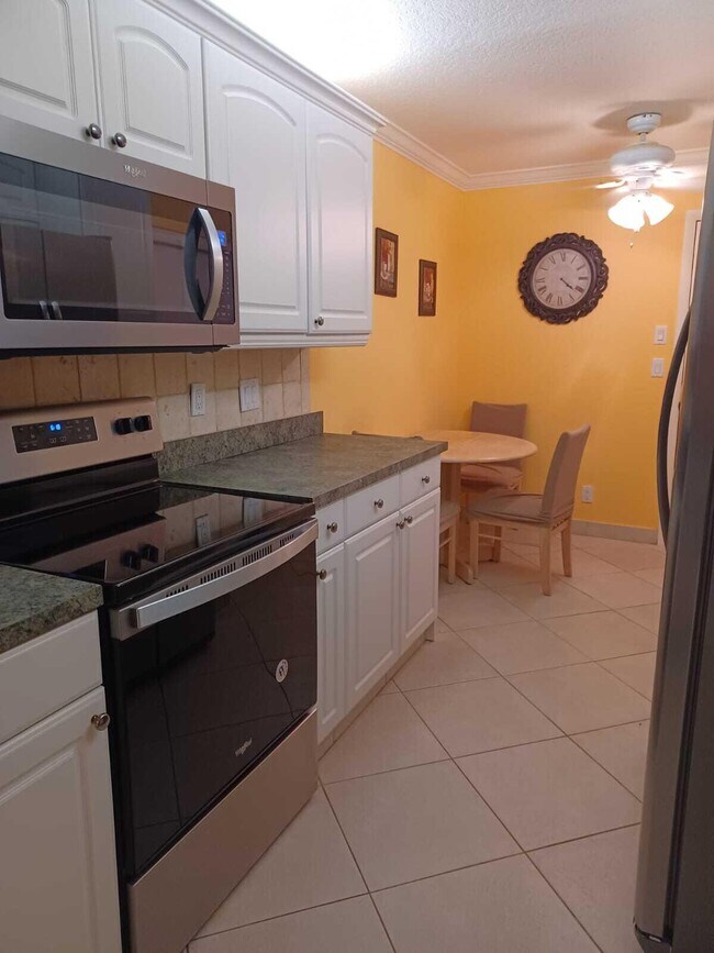 21638 Coronado Ave, Boca Raton, FL 33433 House for Rent in Boca Raton