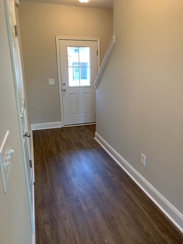 313 N Stingray Ln, Sneads Ferry, NC 28460 House Rental in Sneads