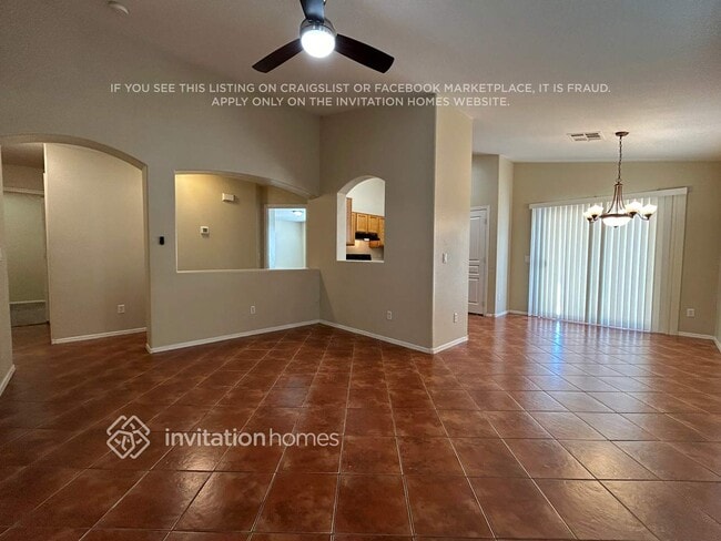 Foto del edificio - 2722 S 113th Ave