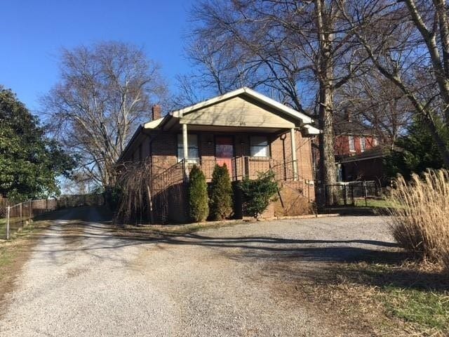 Building Photo - 616A Eastboro Dr