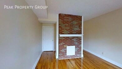 Building Photo - 1375 Indianola Ave