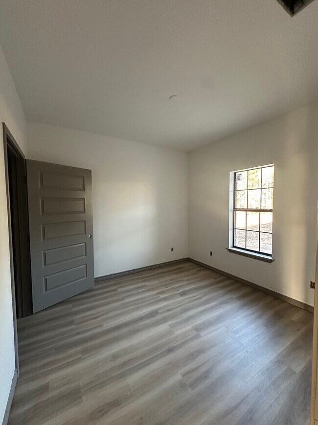 Building Photo - 9827 County Road 35