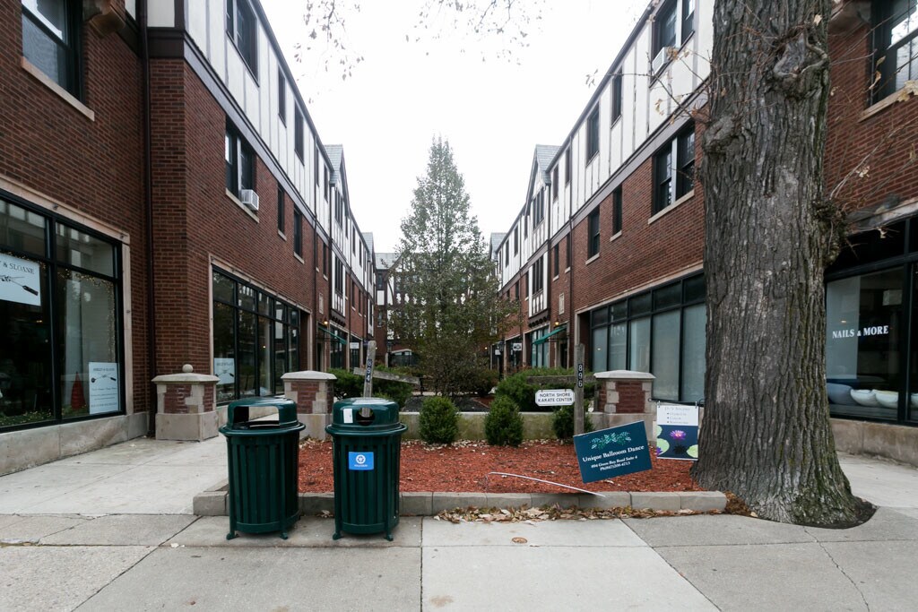 Foto principal - 96-896 Green Bay Rd