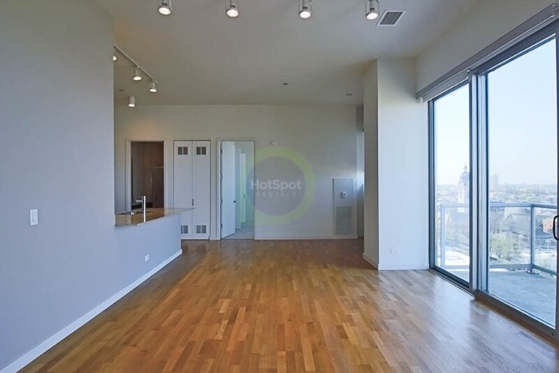 Foto principal - 916 W Huron St