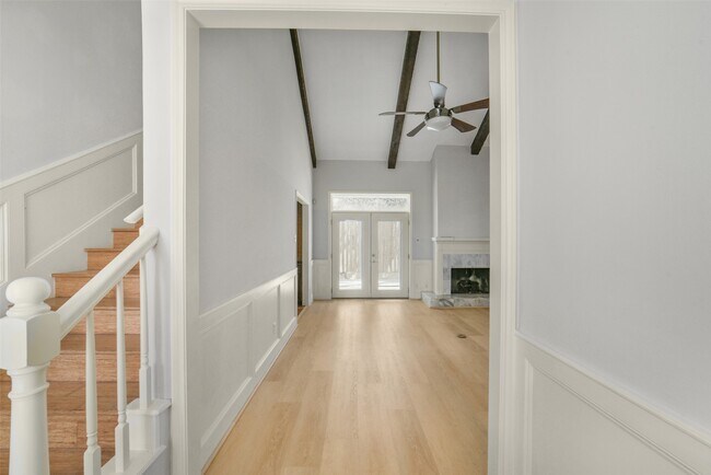 Foto del edificio - 2423 Nantucket Dr