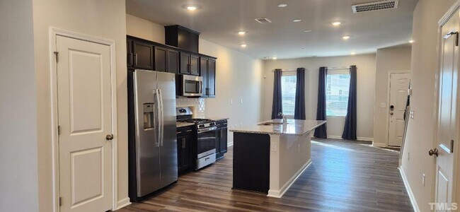 Building Photo - 5337 Arkose Dr