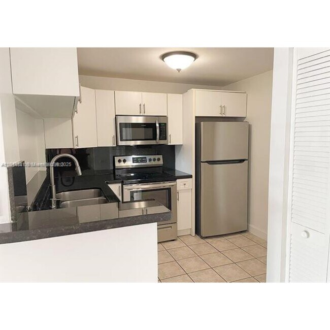 Foto del edificio - 3611 SW 117th Ave