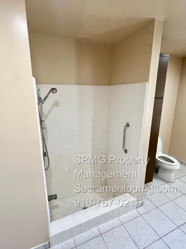 Building Photo - Rocklin Rental Gem – 3 Bed, 2 Bath, Large ...