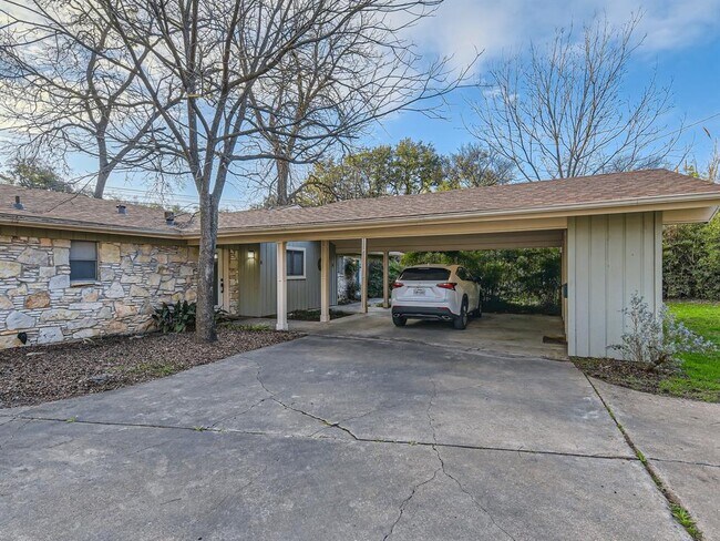 Foto del edificio - 2000 Cody Ct