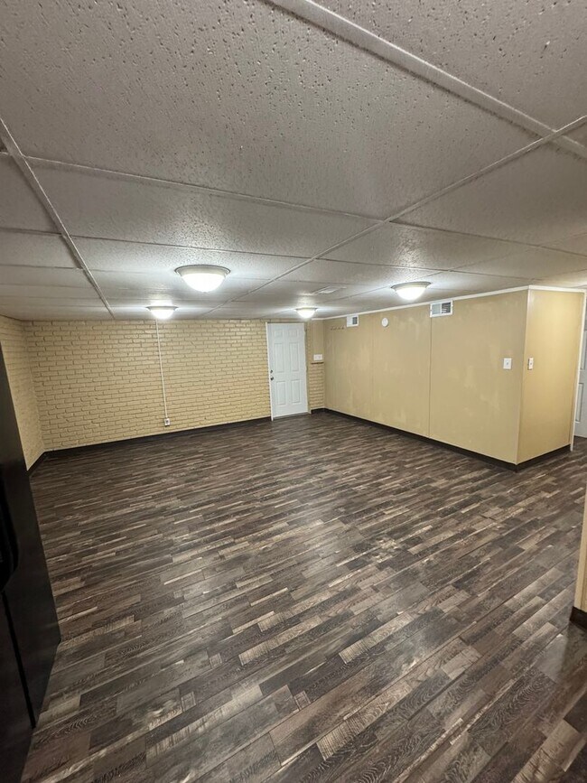 Foto del edificio - 3938 Cloverdale Rd