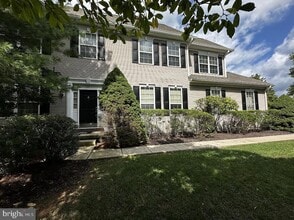 Building Photo - 92 Dispatch Dr