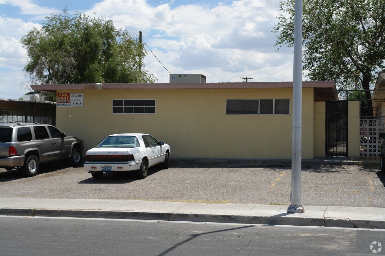 Building Photo - 2014 Sunrise Ave