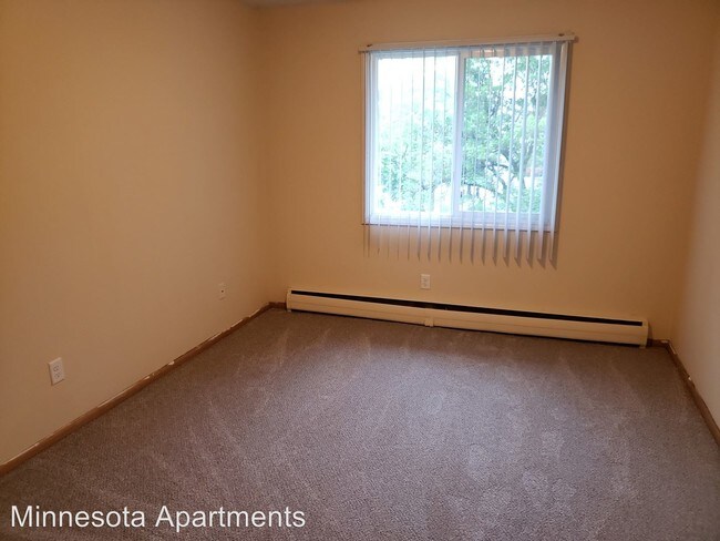 Building Photo - 801 N 21st Ave