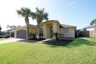 Building Photo - 1076 Napa Way