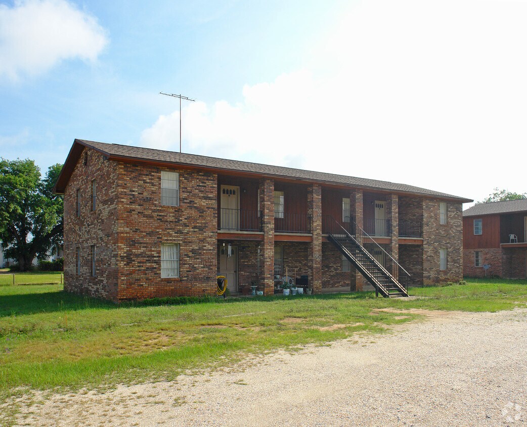 4016 Stephens Rd, Milton, FL 32571 Apartments in Milton, FL