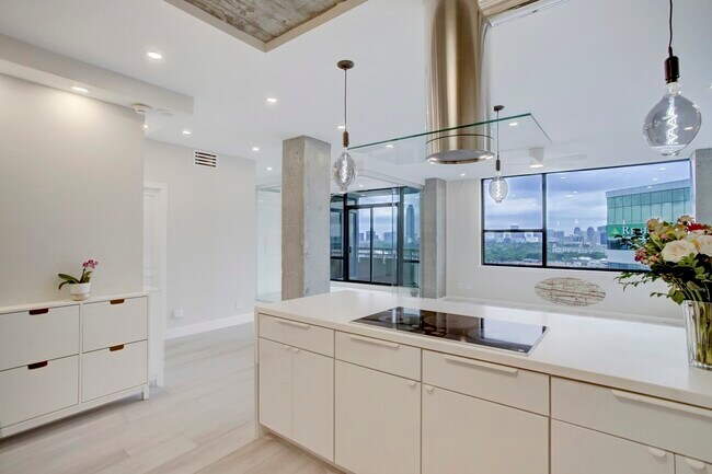 Foto del edificio - 3310 Timmons Ln