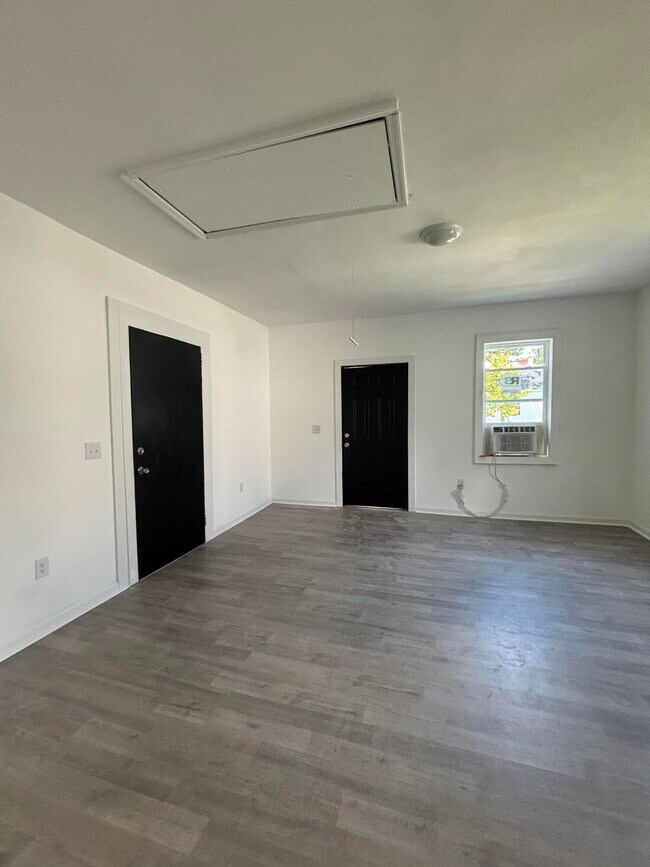 Foto del edificio - 1744 Hicks St
