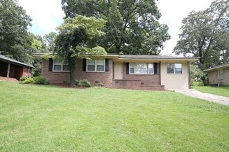 Building Photo - 1149 Carnation Dr