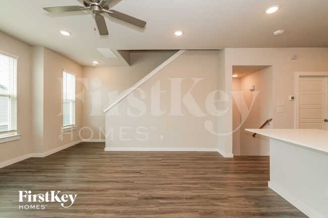 Foto del edificio - 18416 Idyllic Aly