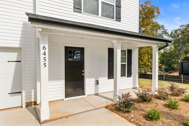 Building Photo - 6455 Quail Trail