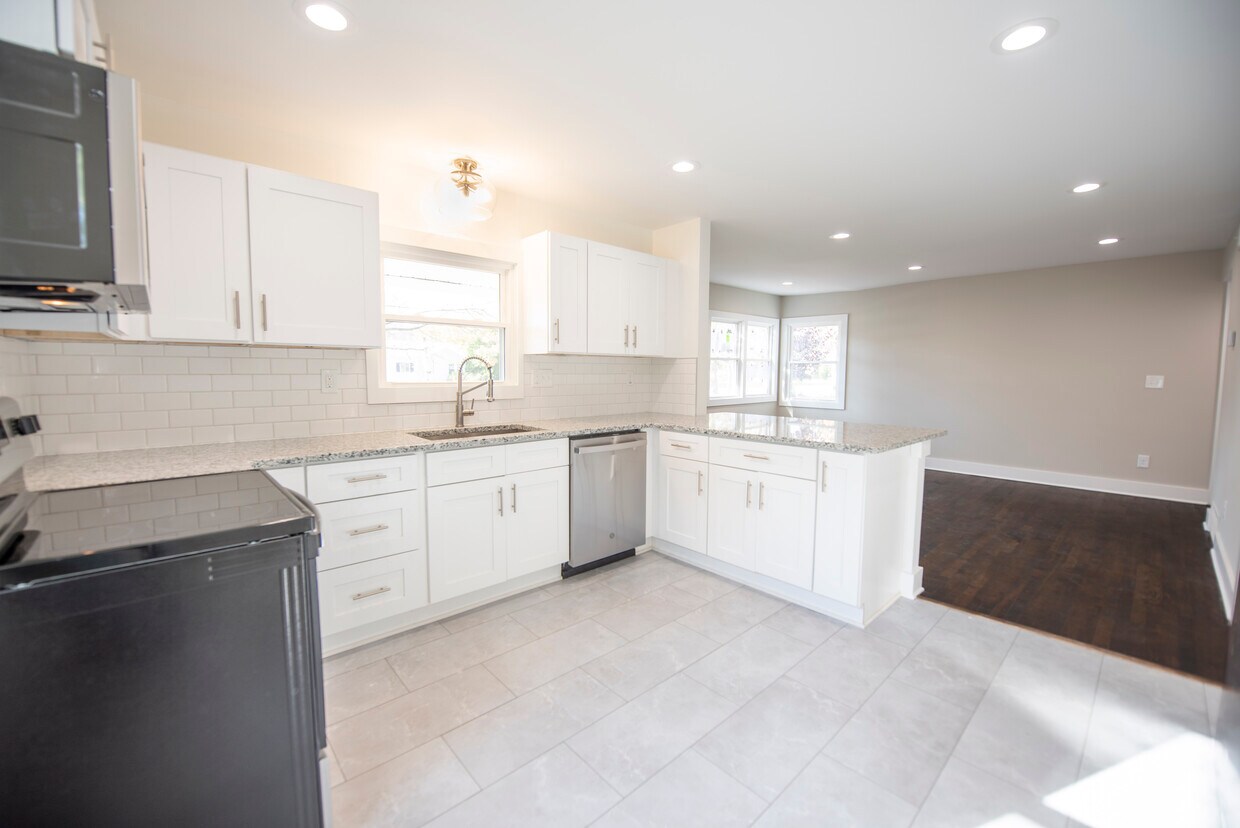 Foto principal - 5859 Porter Rd
