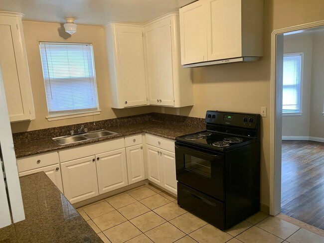 Foto del edificio - 1452 N 5th St