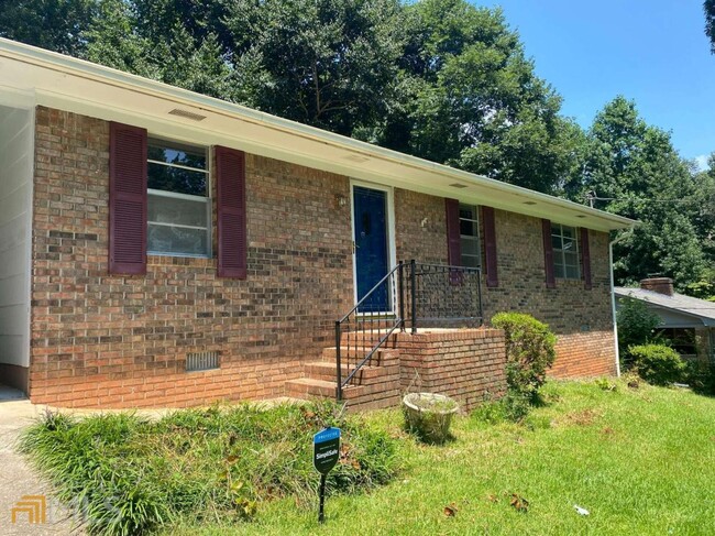 Building Photo - 3745 Renee Cir