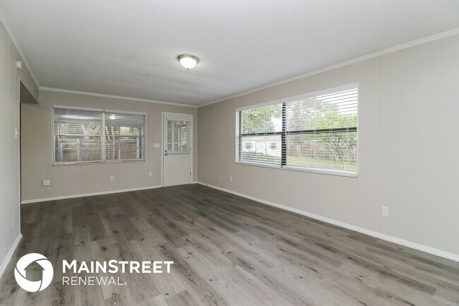 Foto del edificio - 950 Lormann Cir