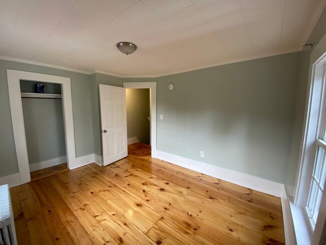 Building Photo - 38 Highland St