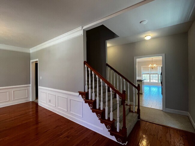 Foto del edificio - 625 Cornerstone Pl