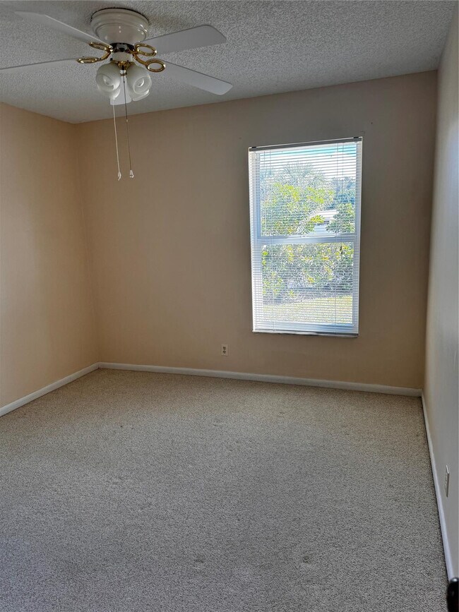 Foto del edificio - 401 NW 23rd St