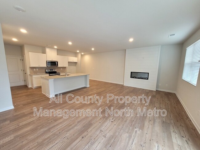 Foto del edificio - 5341 Melbourne Ln