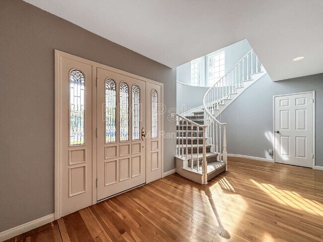 Foto del edificio - 5147 E Los Flores St