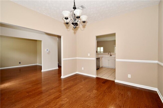 Building Photo - 10140 Lauren Hall Ct