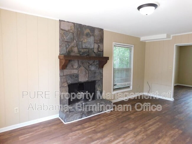 Building Photo - 712 Cahaba Manor Dr
