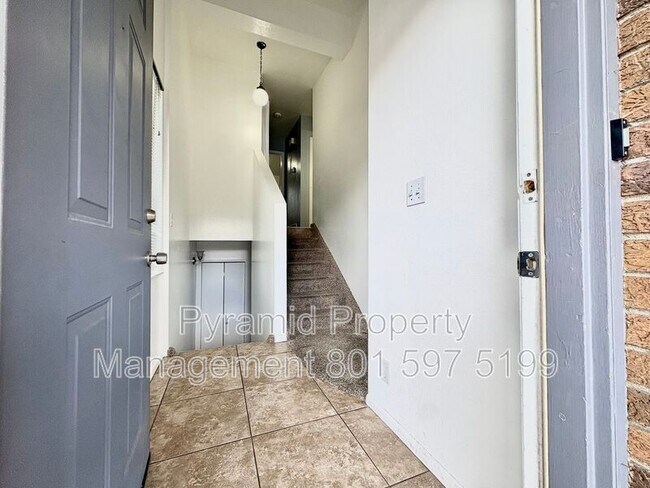 Foto del edificio - 5441 S 1300 E
