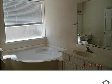 Foto del edificio - 12726 Laurel Mist Way