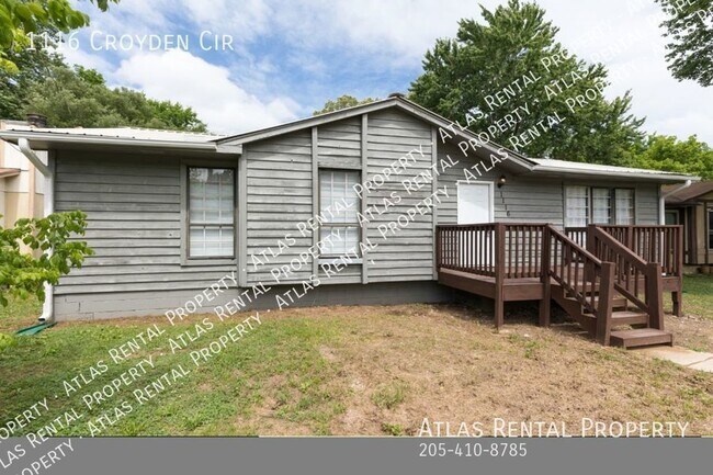 Building Photo - 1116 Croyden Cir
