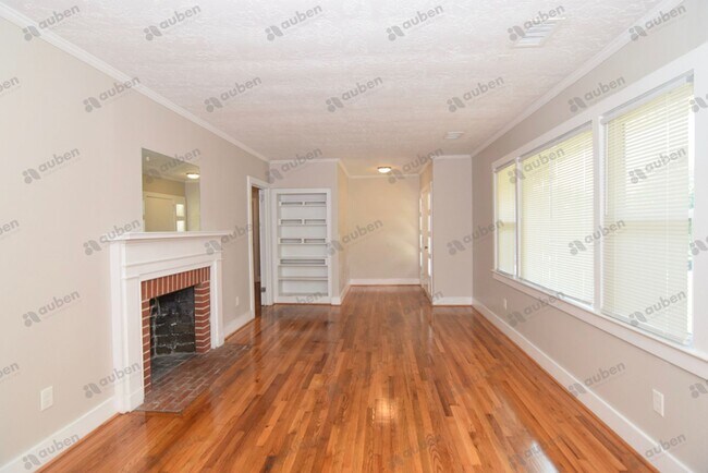 Foto del edificio - $1,200 - 2 bed/1 bath home for lease!, TOT...