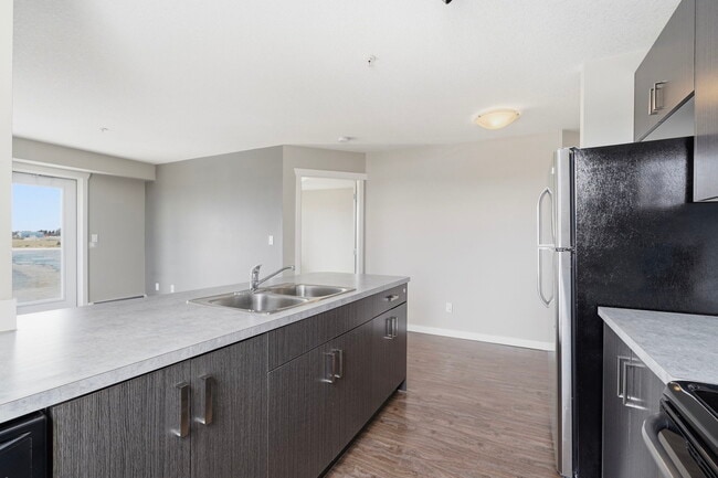 Photo du bâtiment - Liberty Park Apartments
