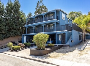 Building Photo - 611 Sheridan St