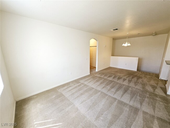 Foto del edificio - 9303 Gilcrease Ave