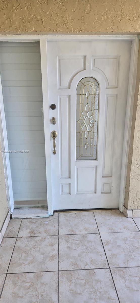 Foto del edificio - 6325 SW 138th Ct