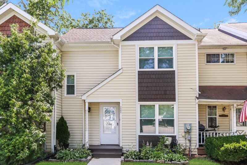 Foto principal - 2504 Oxford Ct