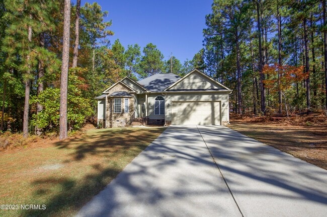 Building Photo - 26 Tahoe Cir