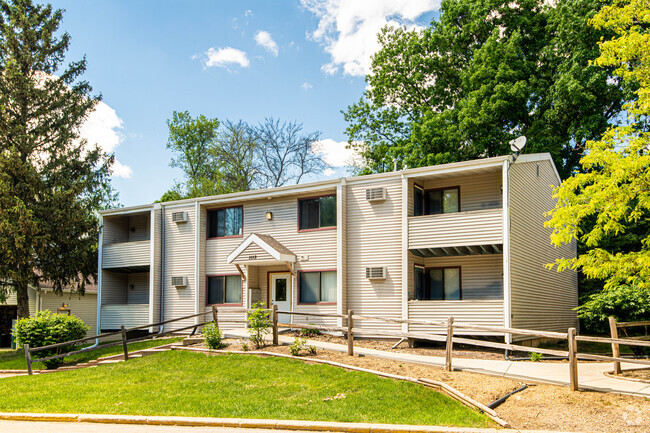 Building Photo - Nature Valley Apartments