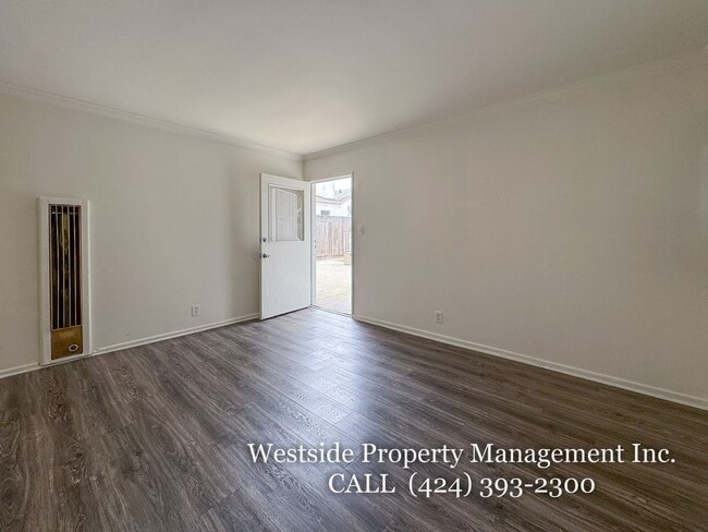 Building Photo - 3614 Veteran Ave