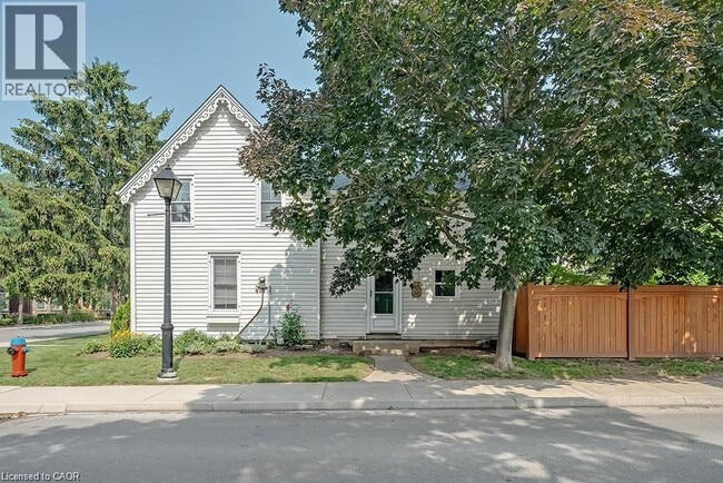 Building Photo - 491 Pearl St